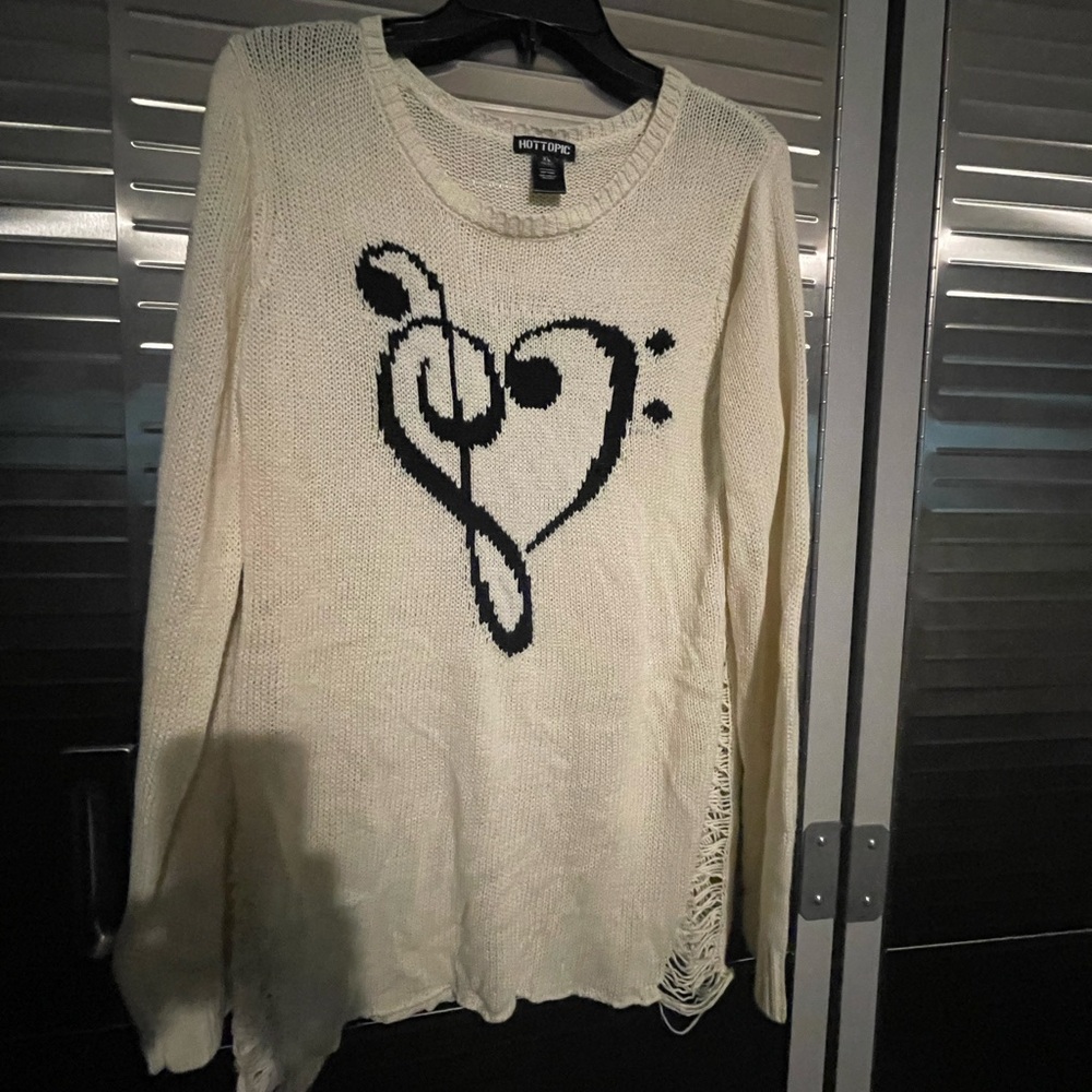 Music note sweater